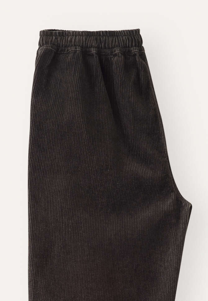 Tapered trousers