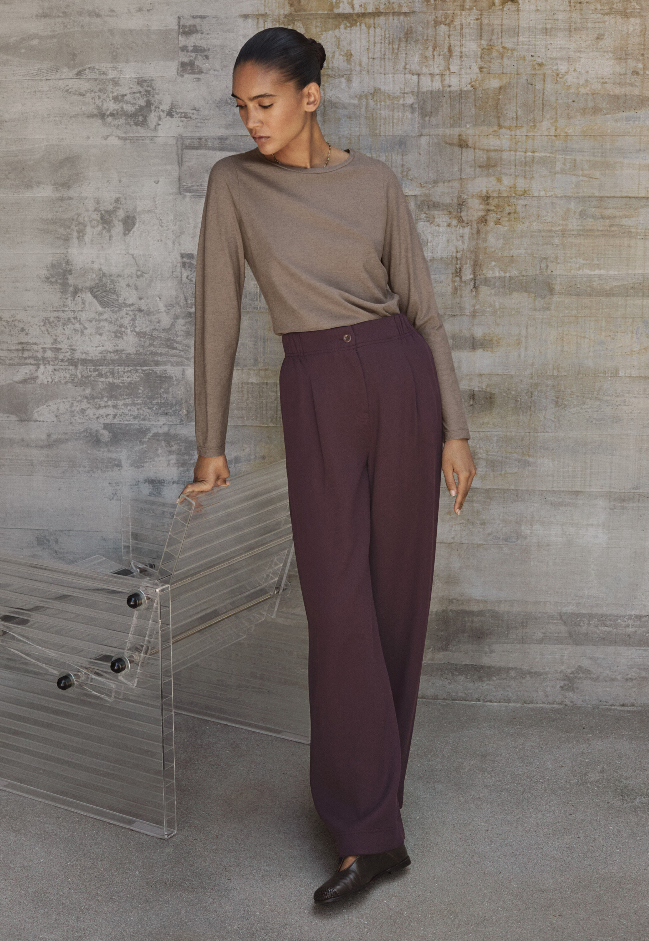 Tailored wide-leg trousers