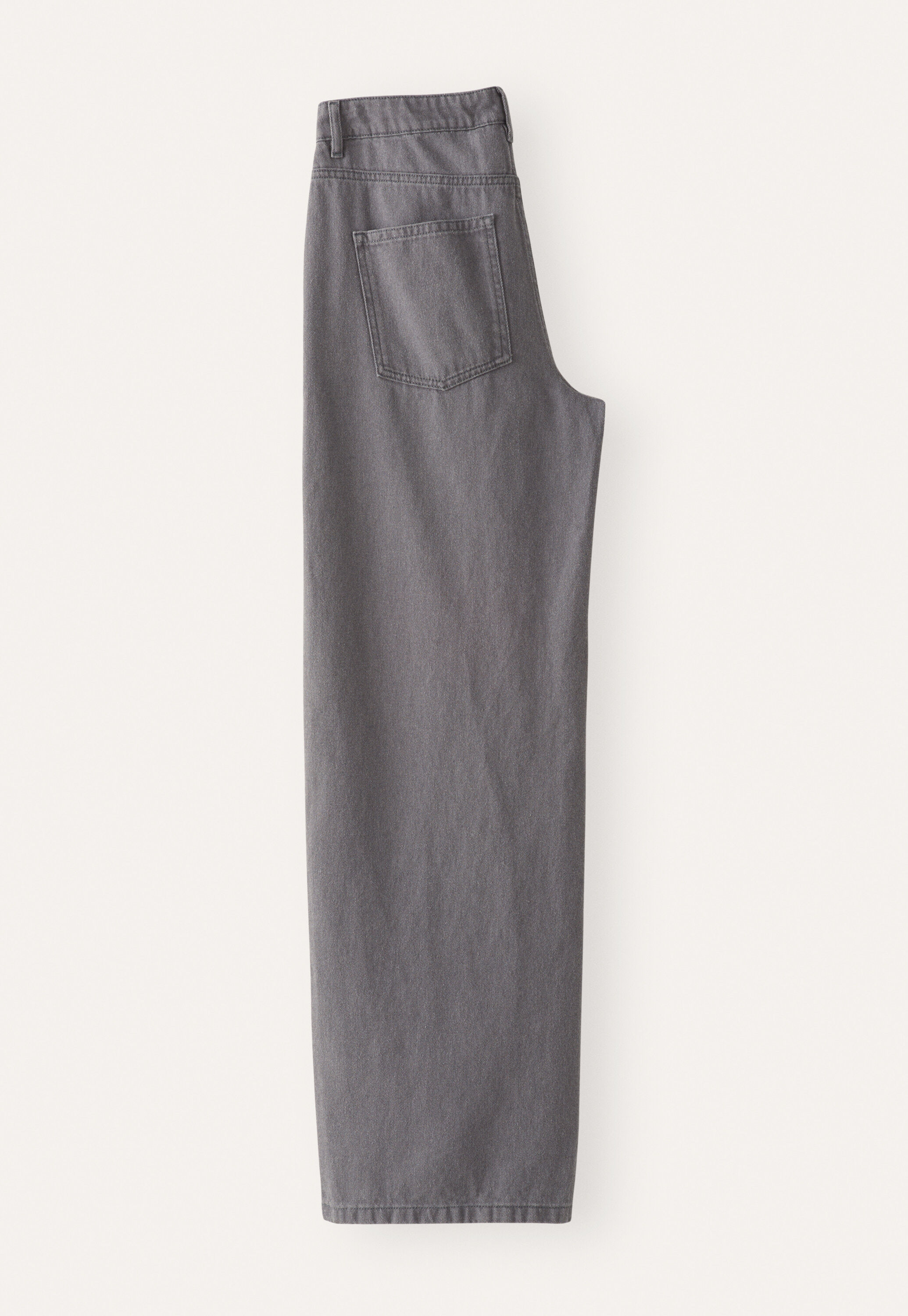 Straight-leg jeans