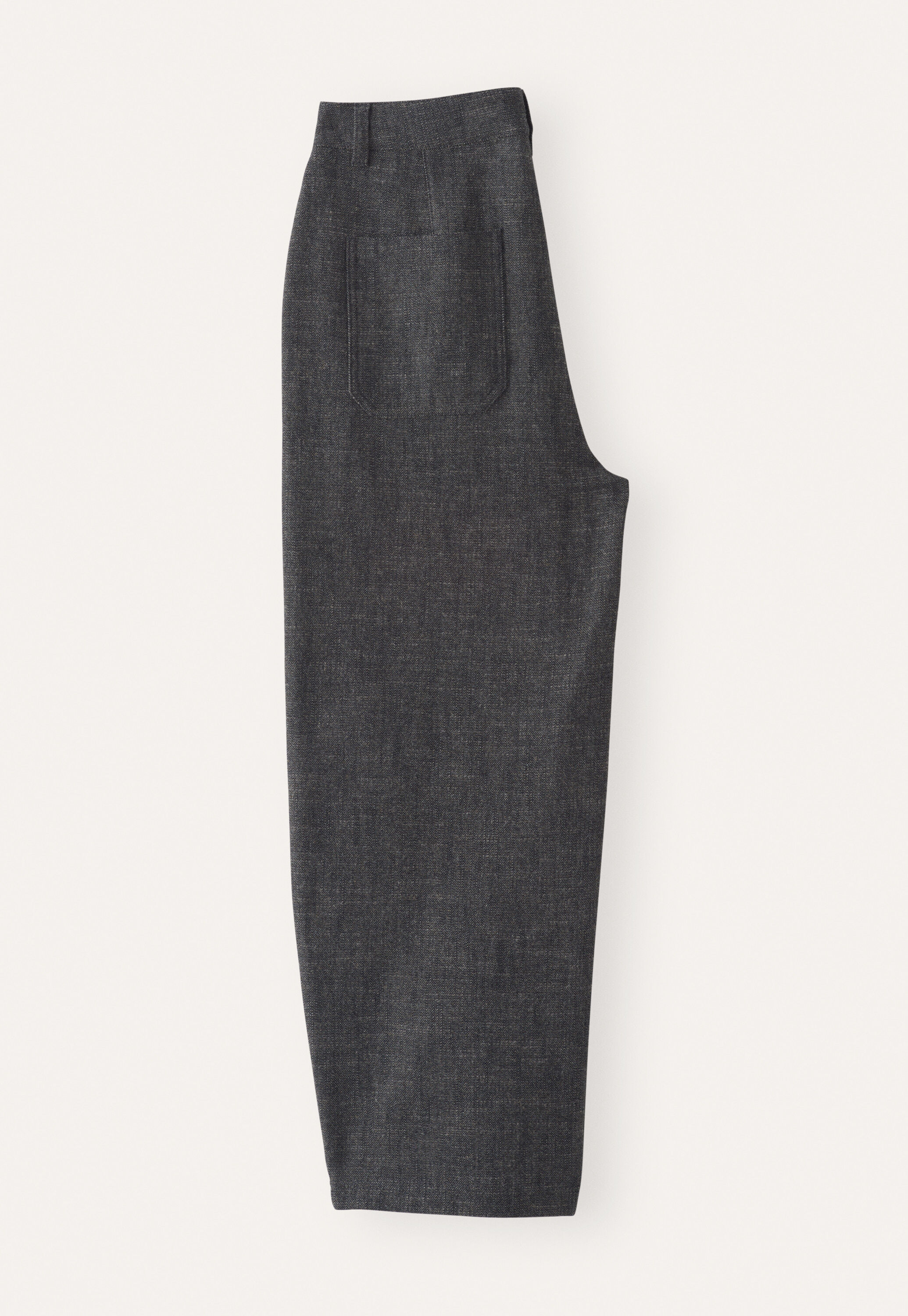 Barrel-leg trousers